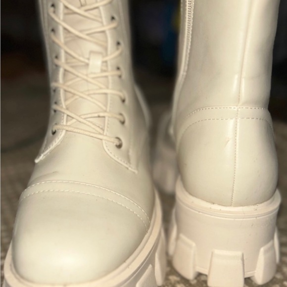 Cream Platform Combat Boots, new without box STILL AVAILABLE - Picture 3 of 4